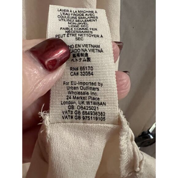 Free People Cream Layers Of Love Tunic Oversized Tank Sz S Large Armholes - Picture 7 of 7